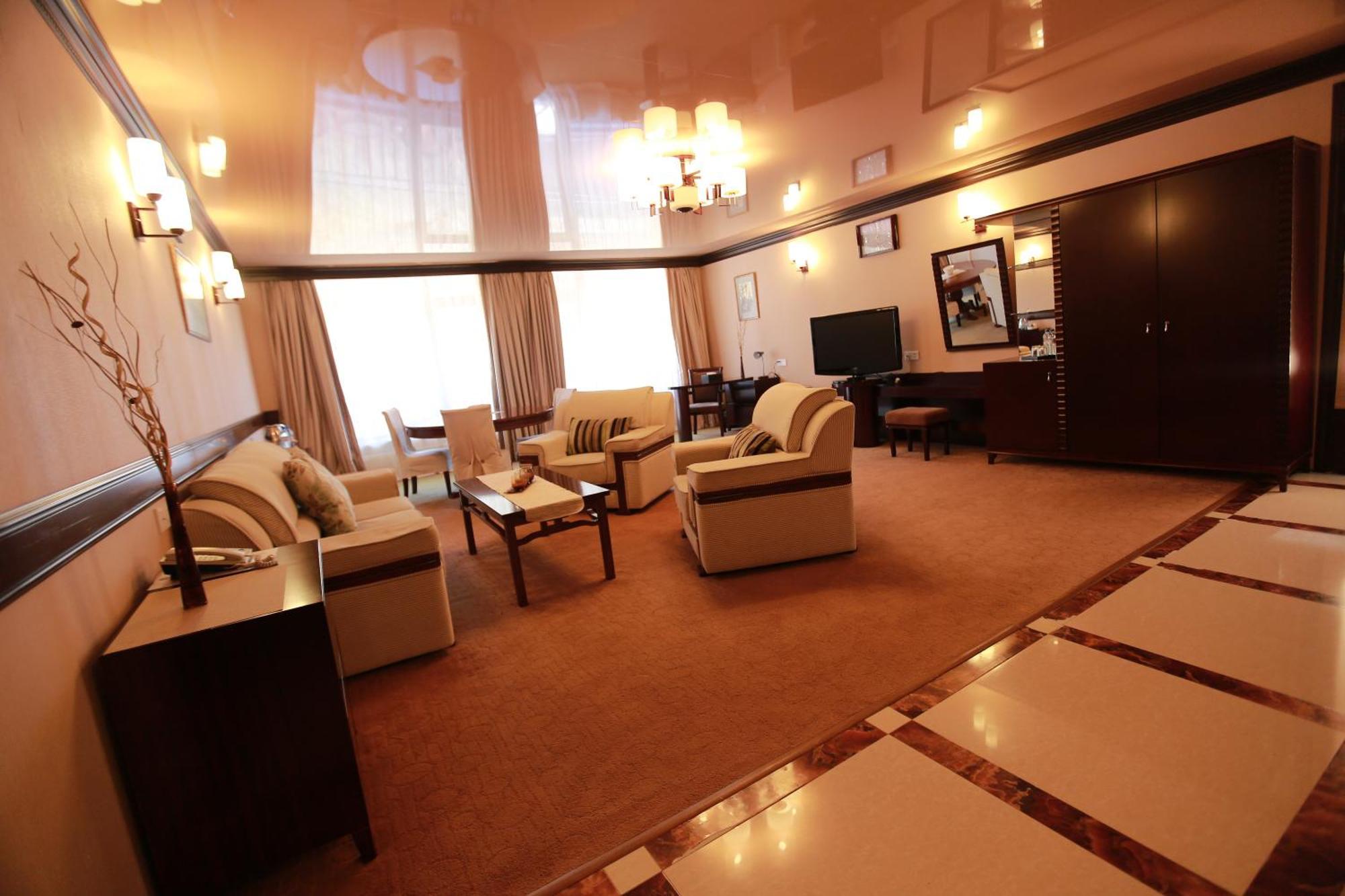 Best Western Plus Paradise Hotel Dilidschan Exterior foto